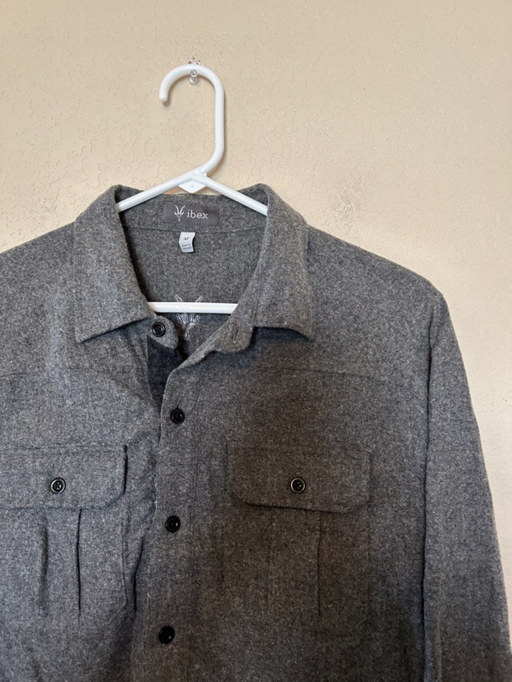 Ibex Wool Button Down Shirt Gray Long Sleeve Outdoor Flannel Style Men’s Medium - Picture 4 of 7